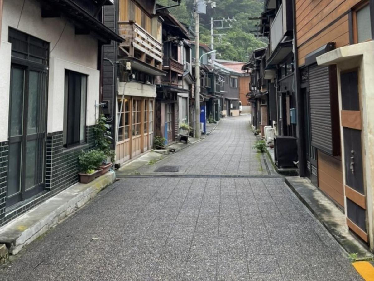 癒楽 伊豆大島 Hostel Exterior photo